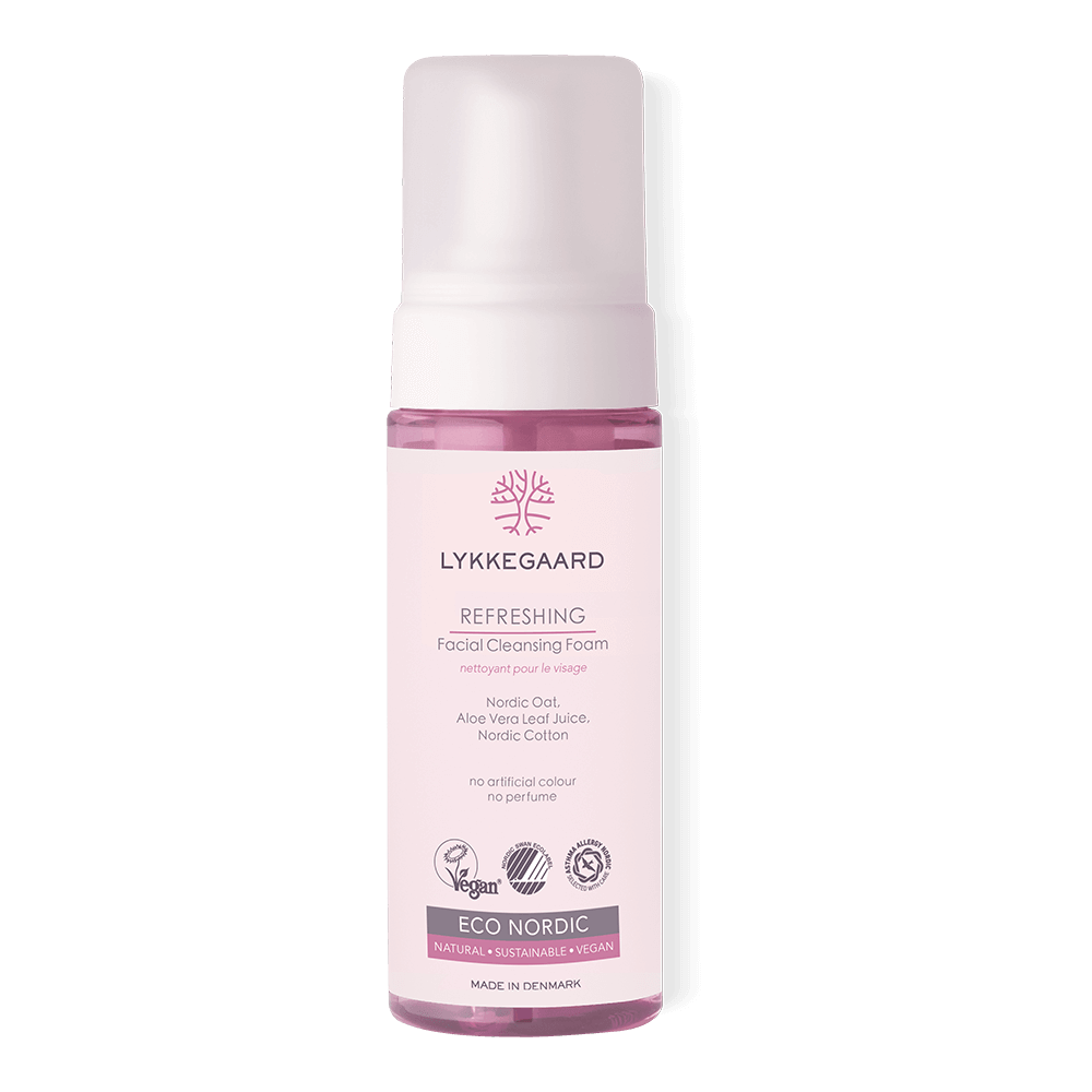 Refreshing facial cleansing foam